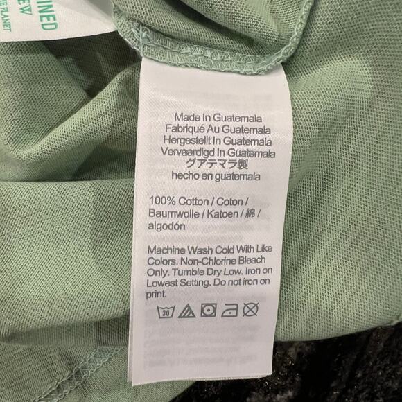 NWT J. Crew Men's Green W/Fishing Dog Graphic Tee - Picture 10 of 11